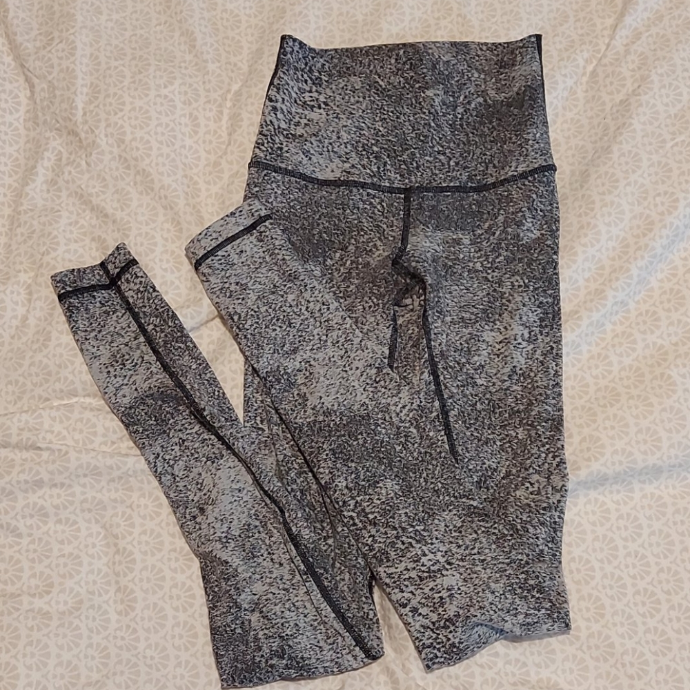 Lululemon Leggings - 6